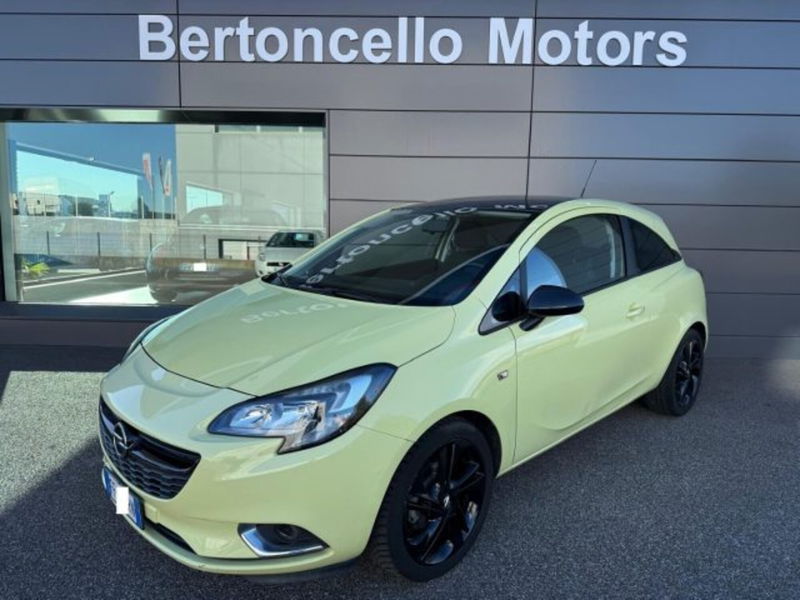 Opel Corsa Coupé 1.2 b-Color
