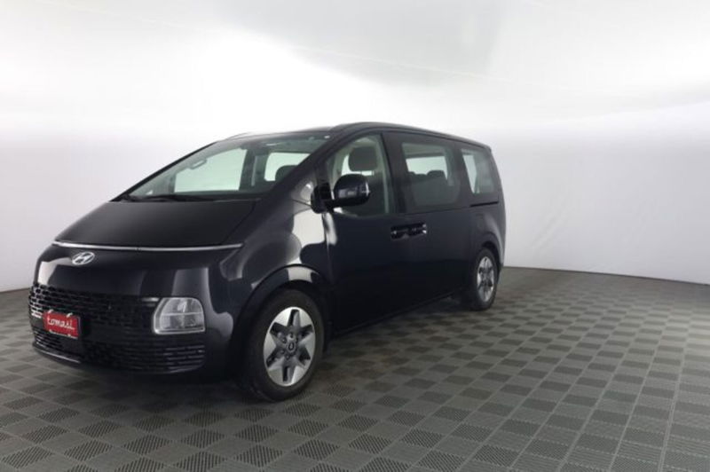 Hyundai Staria 2.2 2wd auto