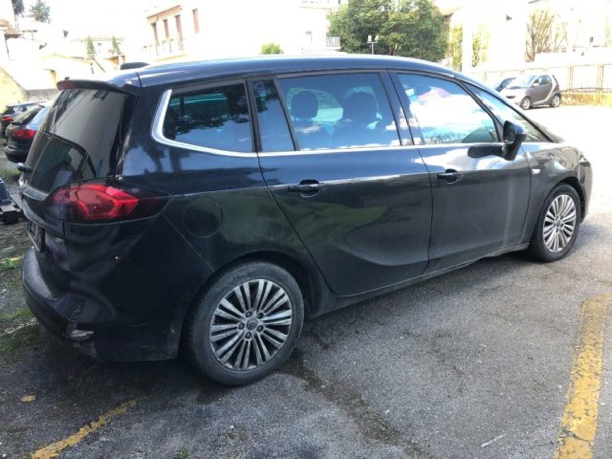 Opel Zafira Tourer 2.0 CDTi 130CV aut. Cosmo (5)