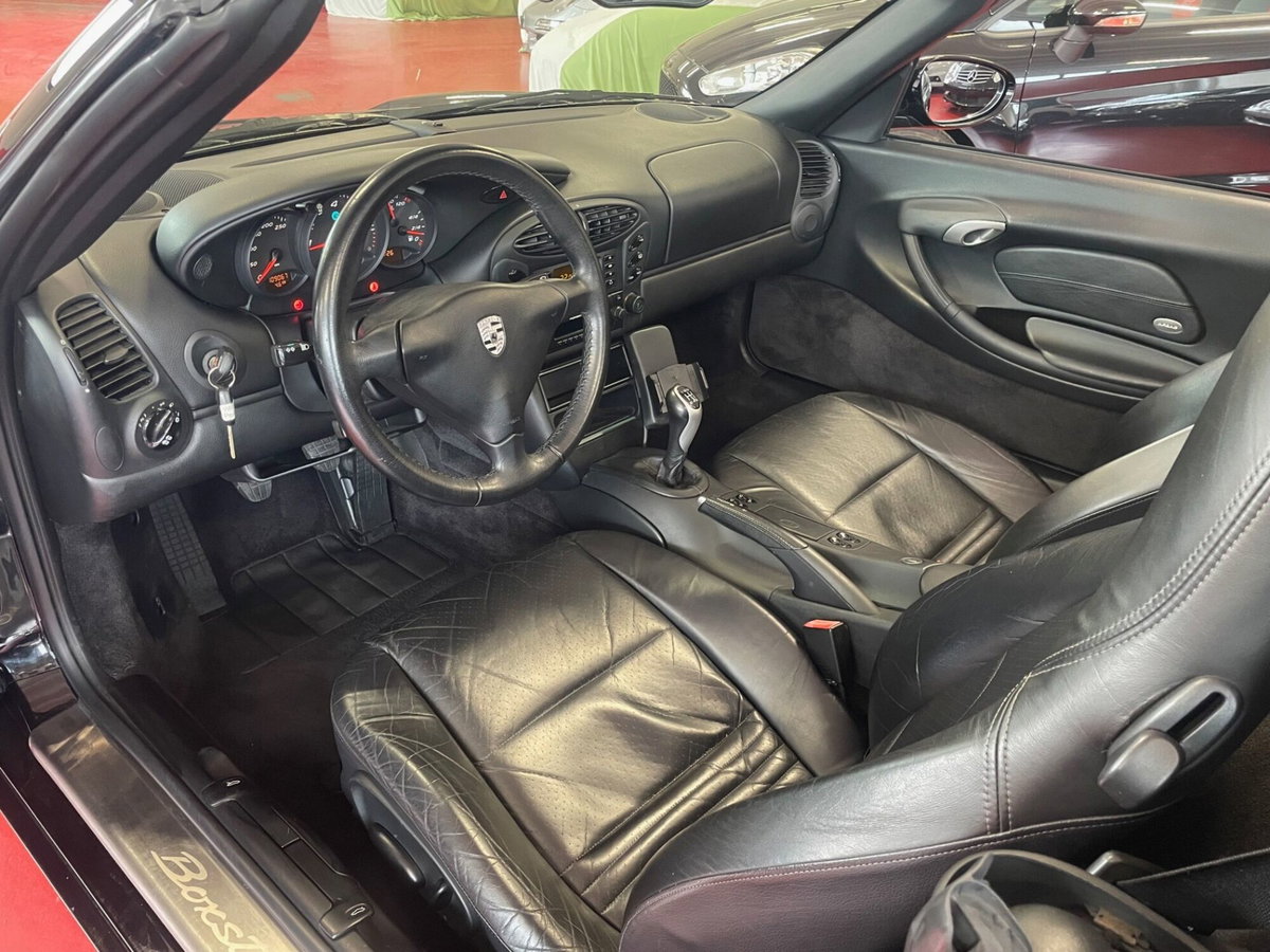 Porsche Boxster 2.7i 24V cat (9)