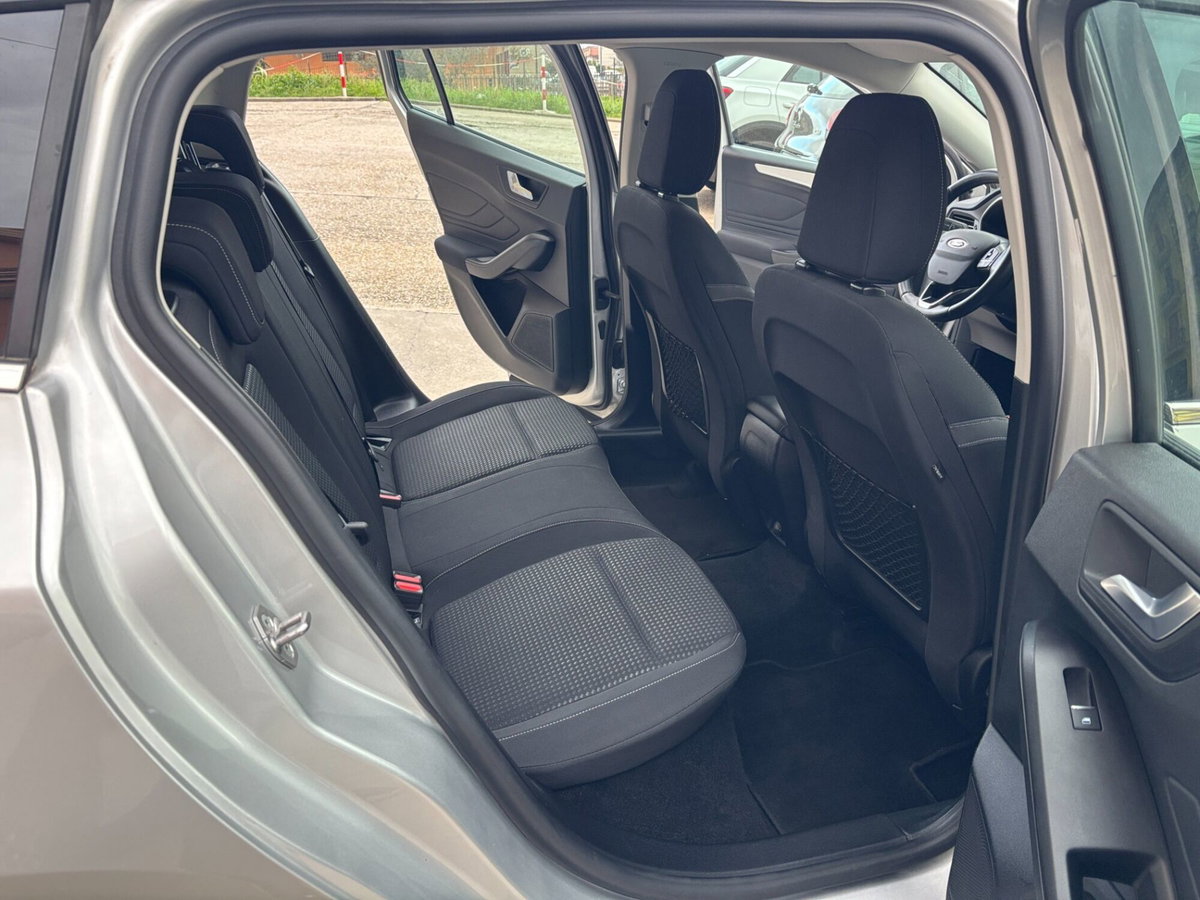 Ford Focus Station Wagon 1.5 EcoBlue 120 CV automatico SW Business (15)