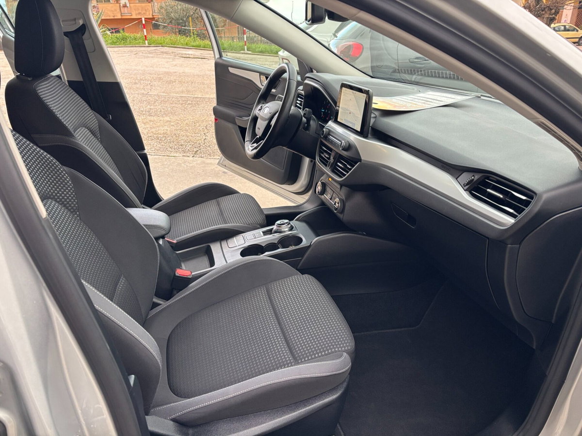 Ford Focus Station Wagon 1.5 EcoBlue 120 CV automatico SW Business (17)