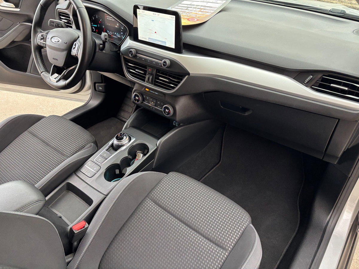 Ford Focus Station Wagon 1.5 EcoBlue 120 CV automatico SW Business (18)