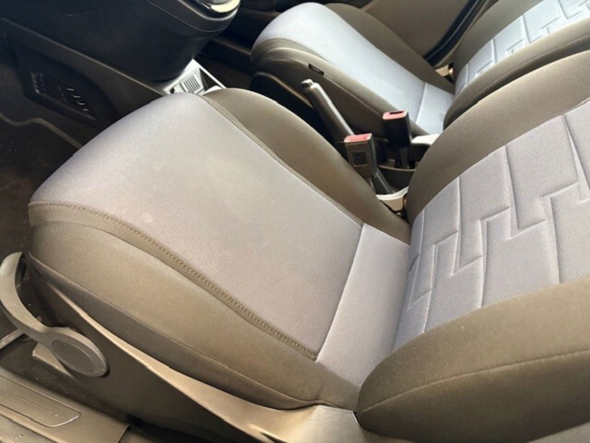 Lancia Ypsilon 1.0 FireFly 5 porte S&S Hybrid Ecochic Silver (4)