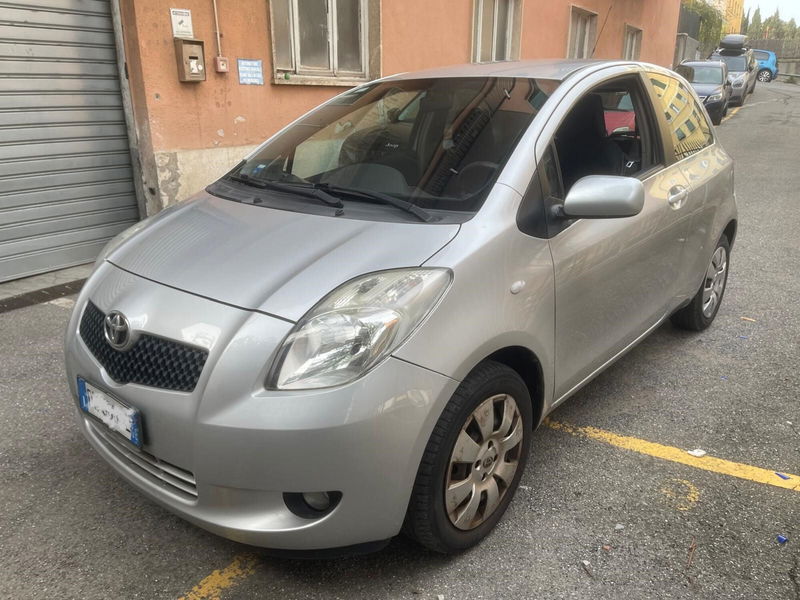 Toyota Yaris 1.0 3 porte