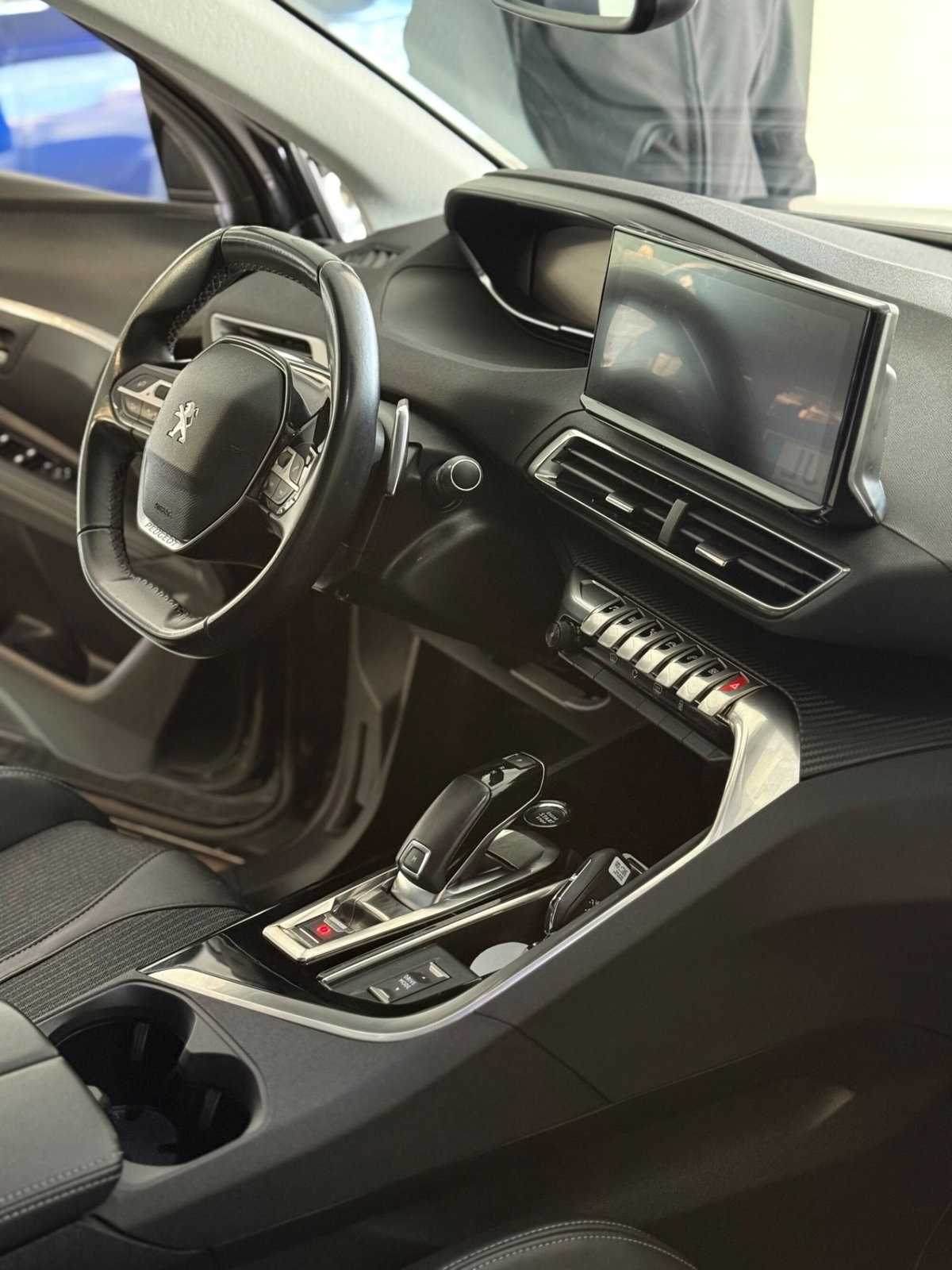 Peugeot 3008 BlueHDi 130 S&S EAT8 Allure Pack (11)