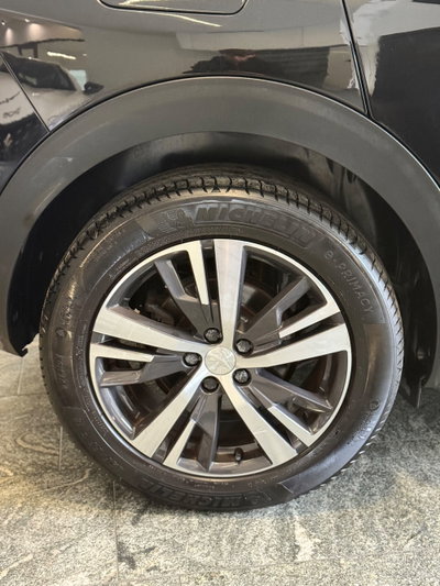 Peugeot 3008 BlueHDi 130 S&S EAT8 Allure Pack (8)