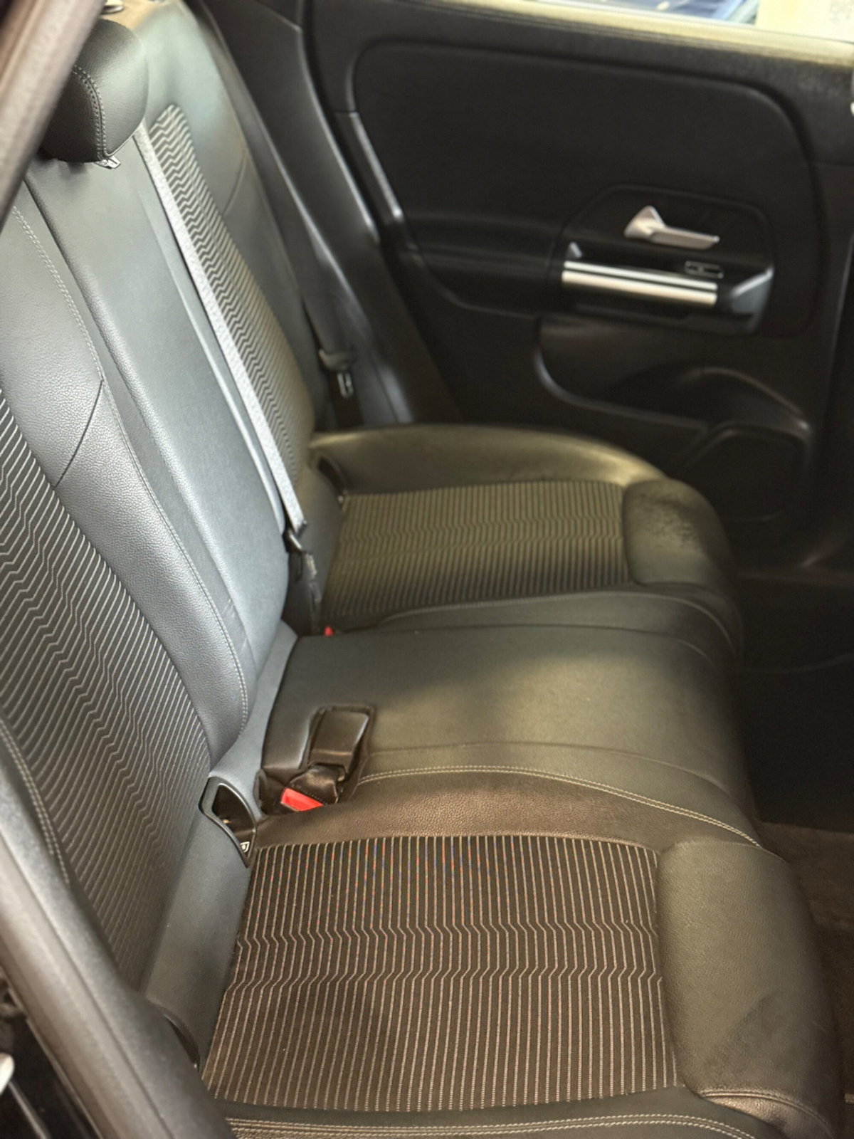 Mercedes-Benz GLA SUV 200 d Automatic Sport Plus (11)