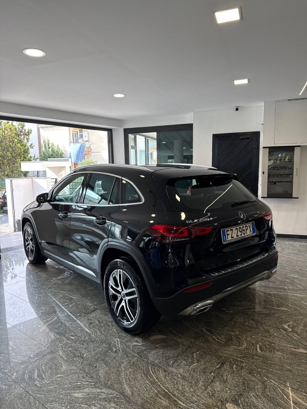 Mercedes-Benz GLA SUV 200 d Automatic Sport Plus (6)