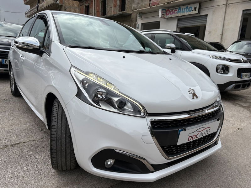 Peugeot 208 Turbo 110 EAT6 S&S 5 porte Allure