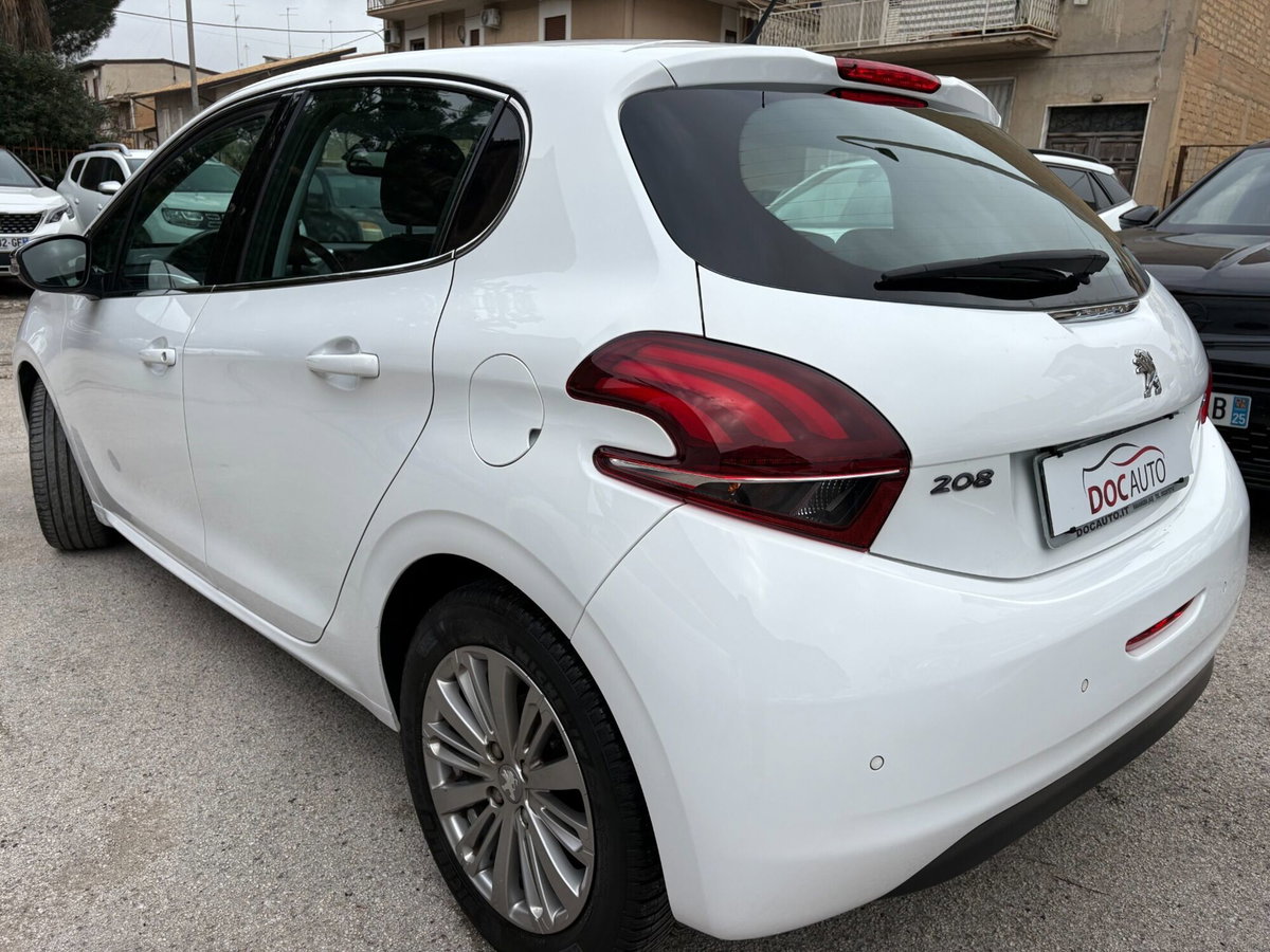 Peugeot 208 Turbo 110 EAT6 S&S 5 porte Allure (4)