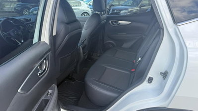 Nissan Qashqai 1.7 dCi 150 CV 4WD Tekna (13)