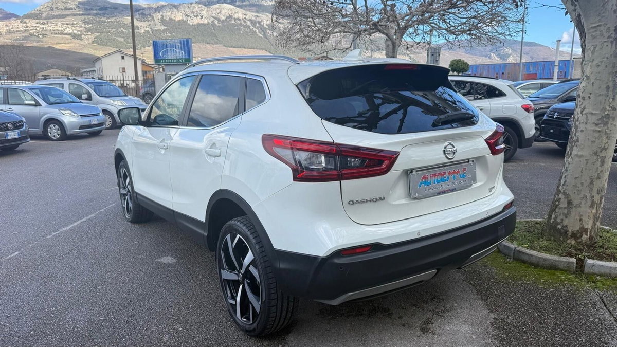 Nissan Qashqai 1.7 dCi 150 CV 4WD Tekna (4)