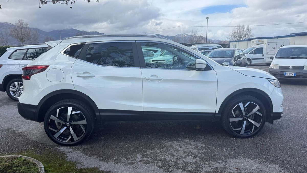 Nissan Qashqai 1.7 dCi 150 CV 4WD Tekna (7)