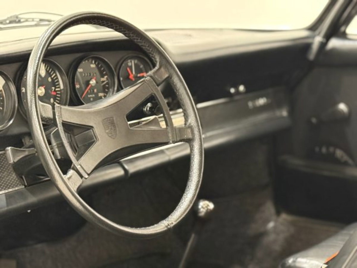 Porsche 911 Coupé Carrera S (15)