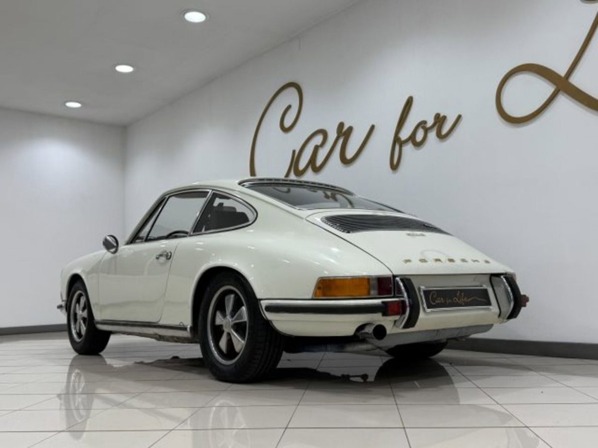 Porsche 911 Coupé Carrera S (7)