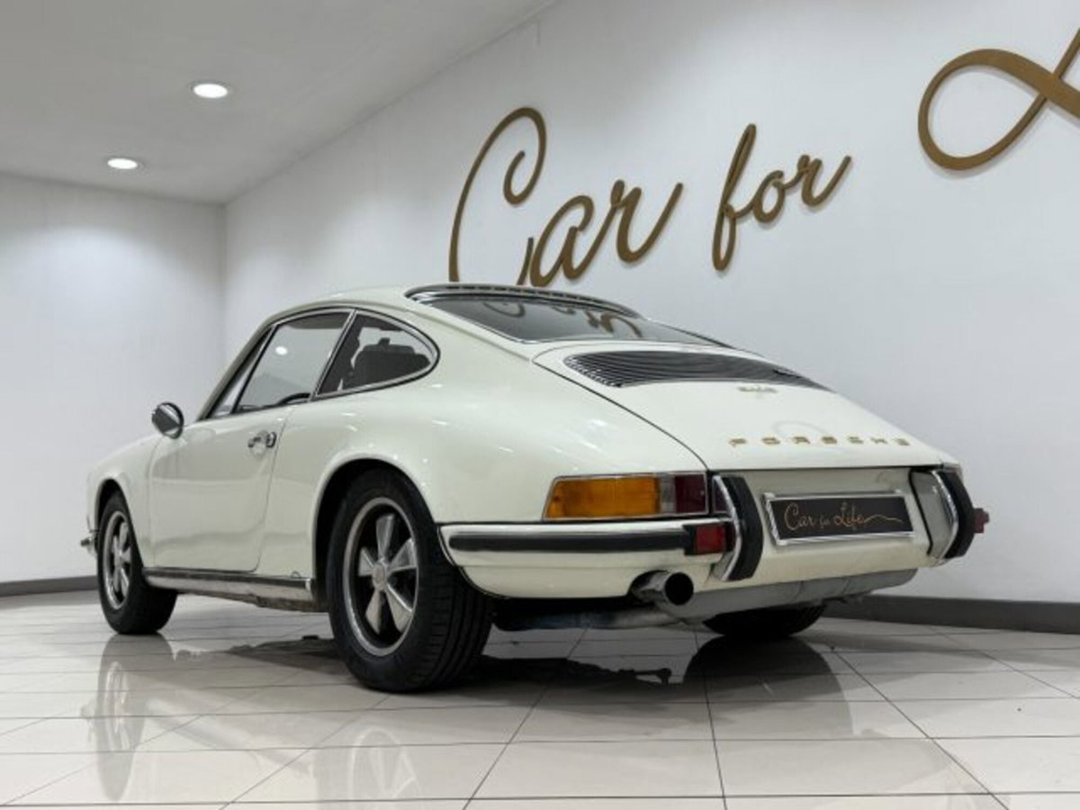 Porsche 911 Coupé Carrera S (8)