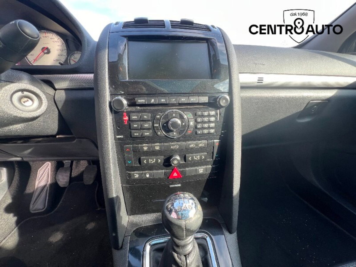Peugeot 407 SW 2.2 HDi Ciel Féline (16)