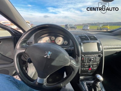 Peugeot 407 SW 2.2 HDi Ciel Féline (17)
