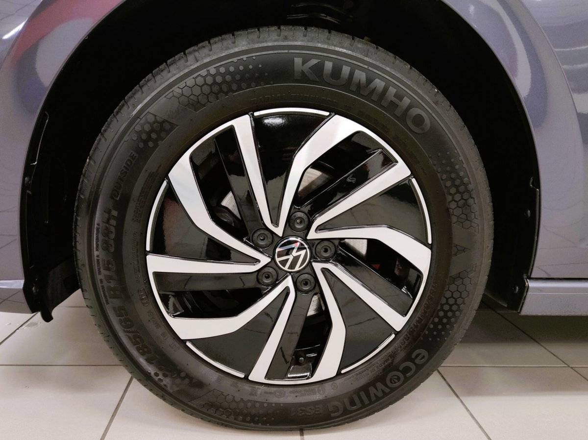 Volkswagen Polo 1.0 tsi Life 95cv dsg (9)