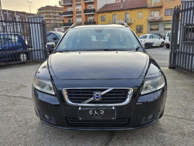Volvo V50 2.0 D cat Summum (2)