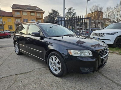 Volvo V50 2.0 D cat Summum (3)