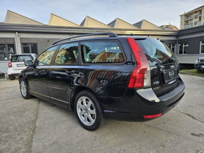 Volvo V50 2.0 D cat Summum (5)