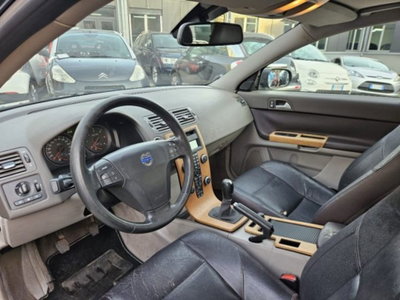 Volvo V50 2.0 D cat Summum (6)