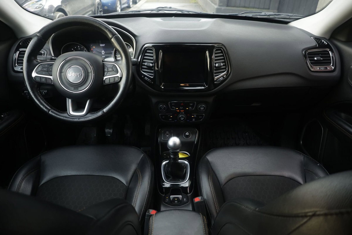 Jeep Compass 1.6 Multijet II 2WD Limited (2)
