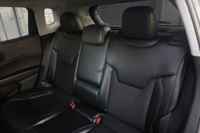 Jeep Compass 1.6 Multijet II 2WD Limited (3)