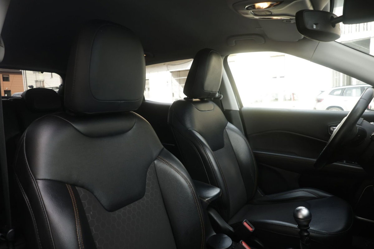 Jeep Compass 1.6 Multijet II 2WD Limited (6)