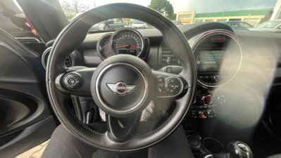 MINI Mini Cabrio 1.5 Cooper D Hype Cabrio (17)