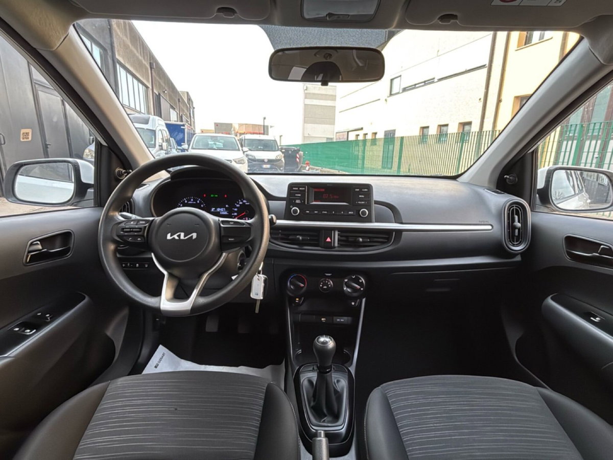 Kia Picanto 1.0 12V 5 porte AMT Urban (12)