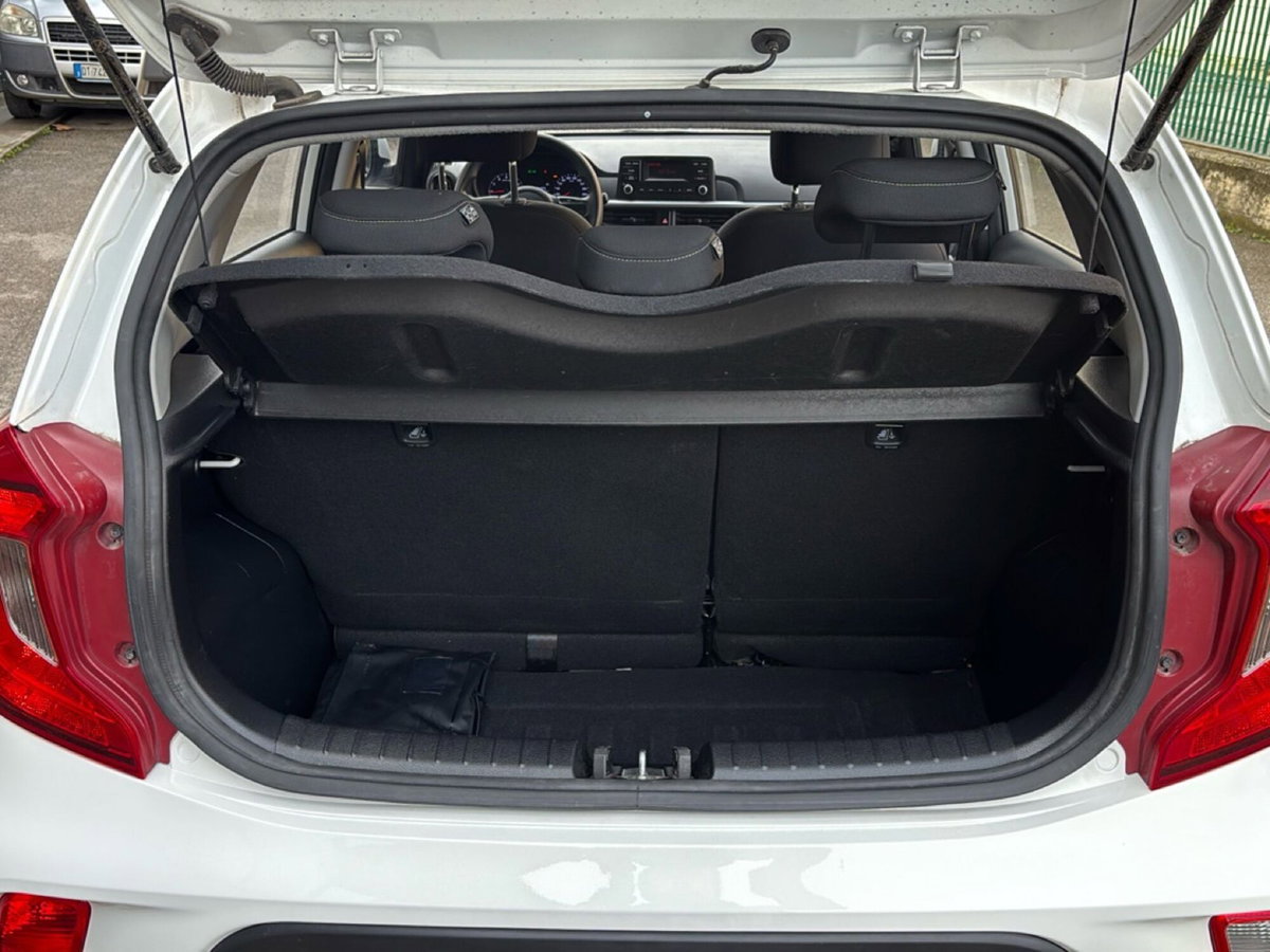 Kia Picanto 1.0 12V 5 porte AMT Urban (18)
