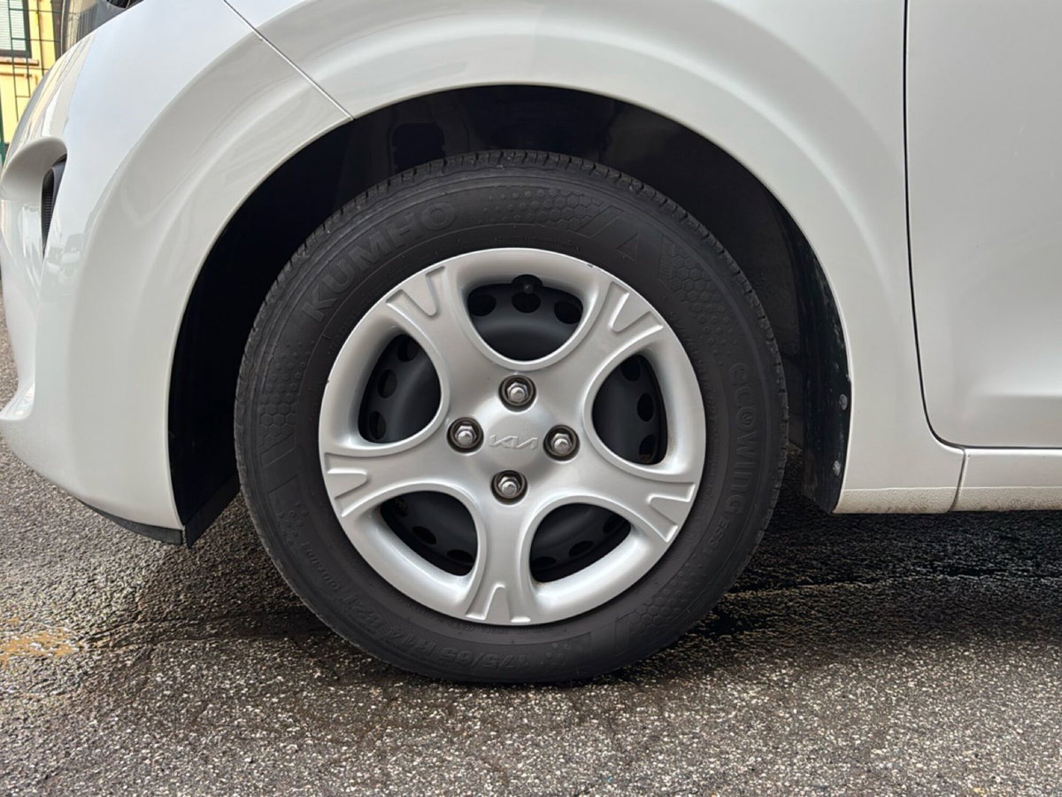 Kia Picanto 1.0 12V 5 porte AMT Urban (19)