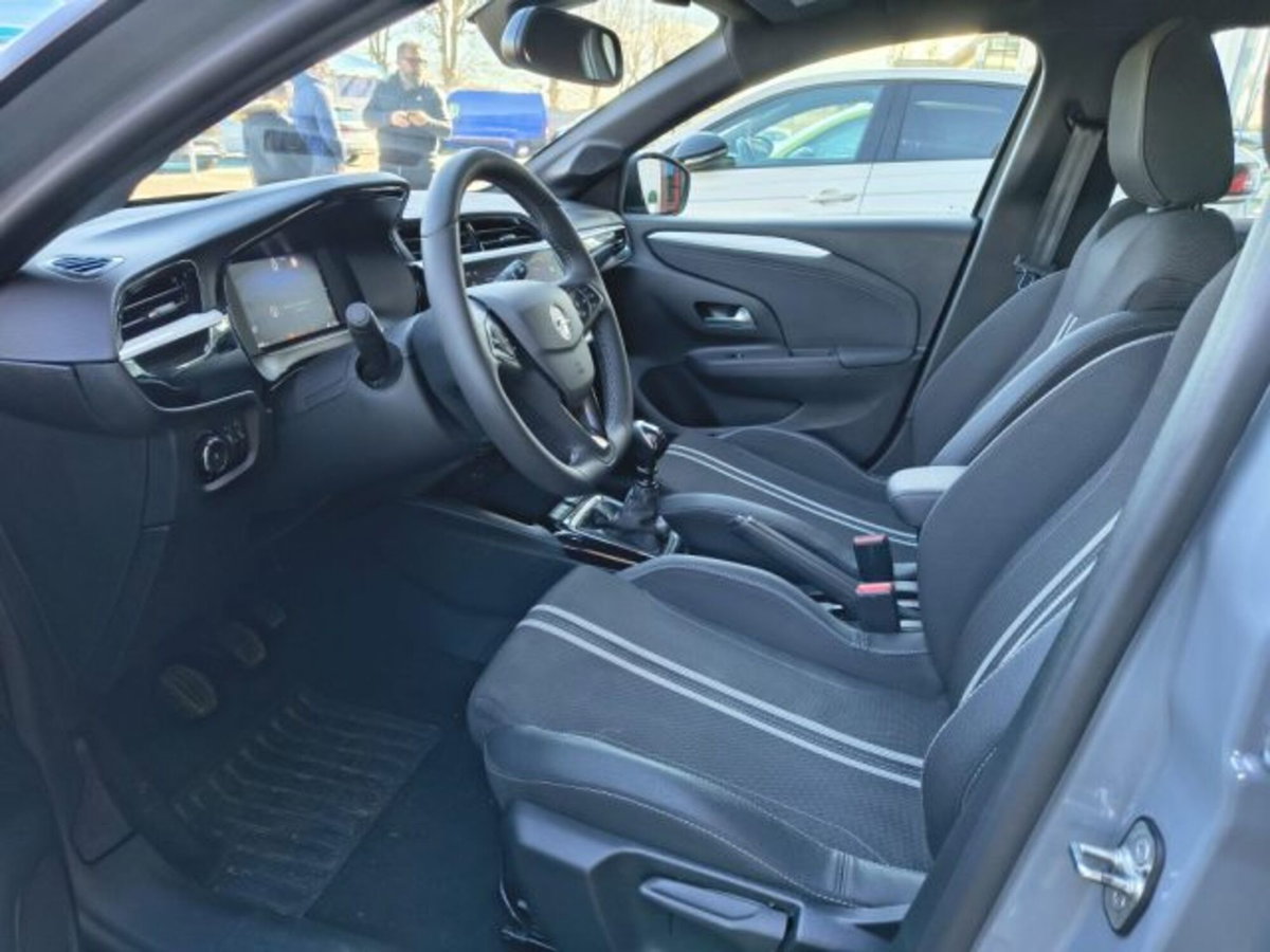 Opel Corsa 1.2 100 CV GS Line (12)