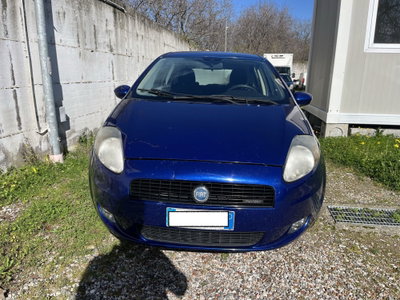 Fiat Grande Punto 1.3MJT 90 5p.Van Dynam. 4pt (7)
