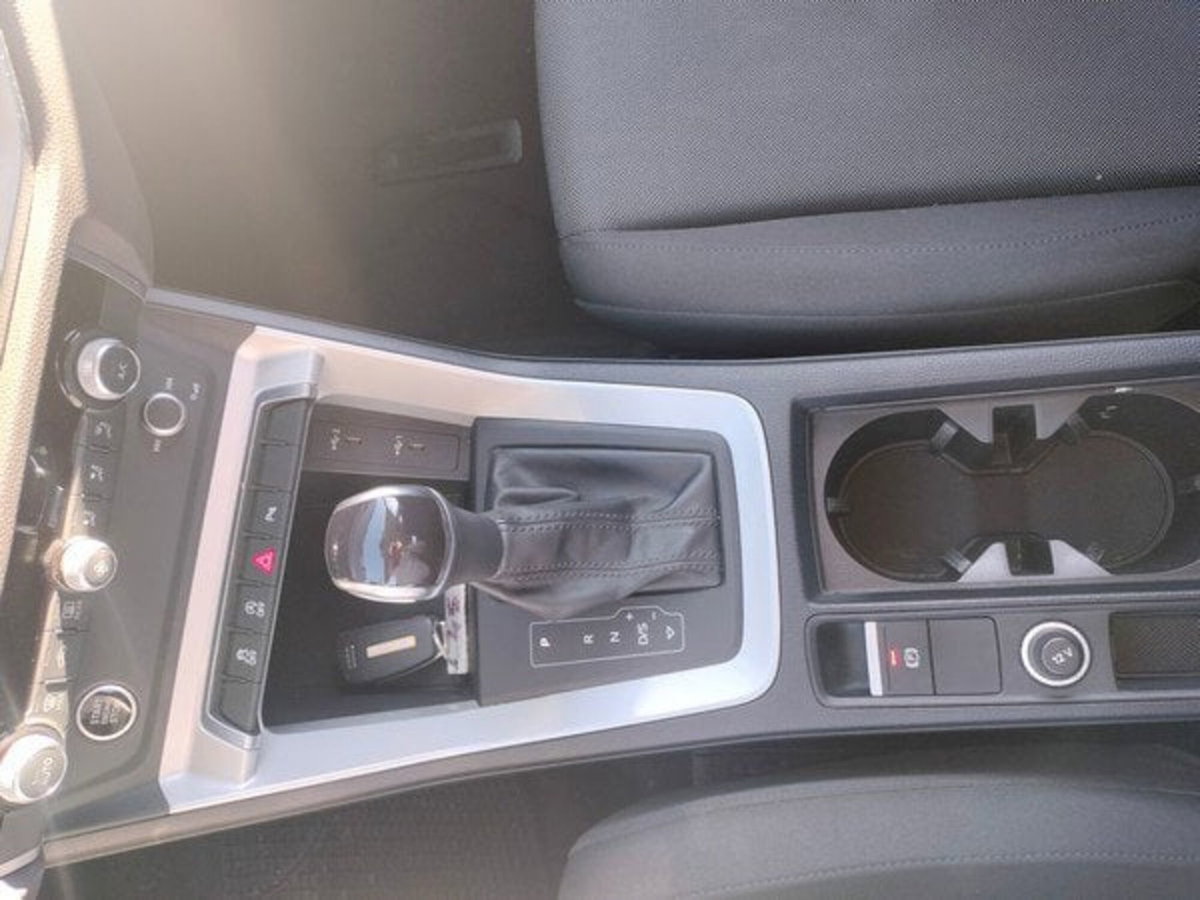 Audi Q3 35 TDI quattro S tronic Business (19)