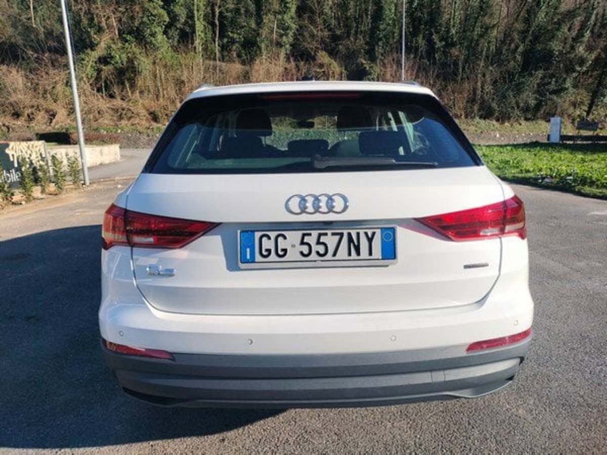 Audi Q3 35 TDI quattro S tronic Business (7)