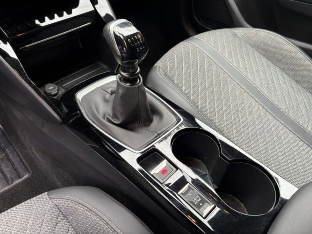 Peugeot 208 PureTech 100 Stop&Start 5 porte Allure (12)
