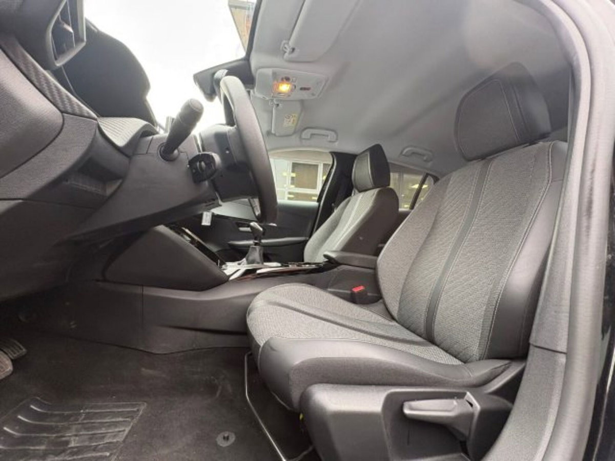 Peugeot 208 PureTech 100 Stop&Start 5 porte Allure (13)