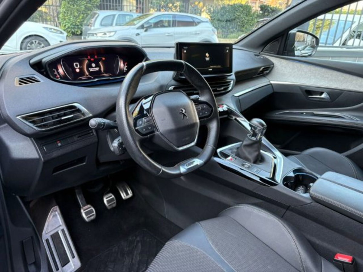 Peugeot 3008 PureTech Turbo 130 S&S GT (5)