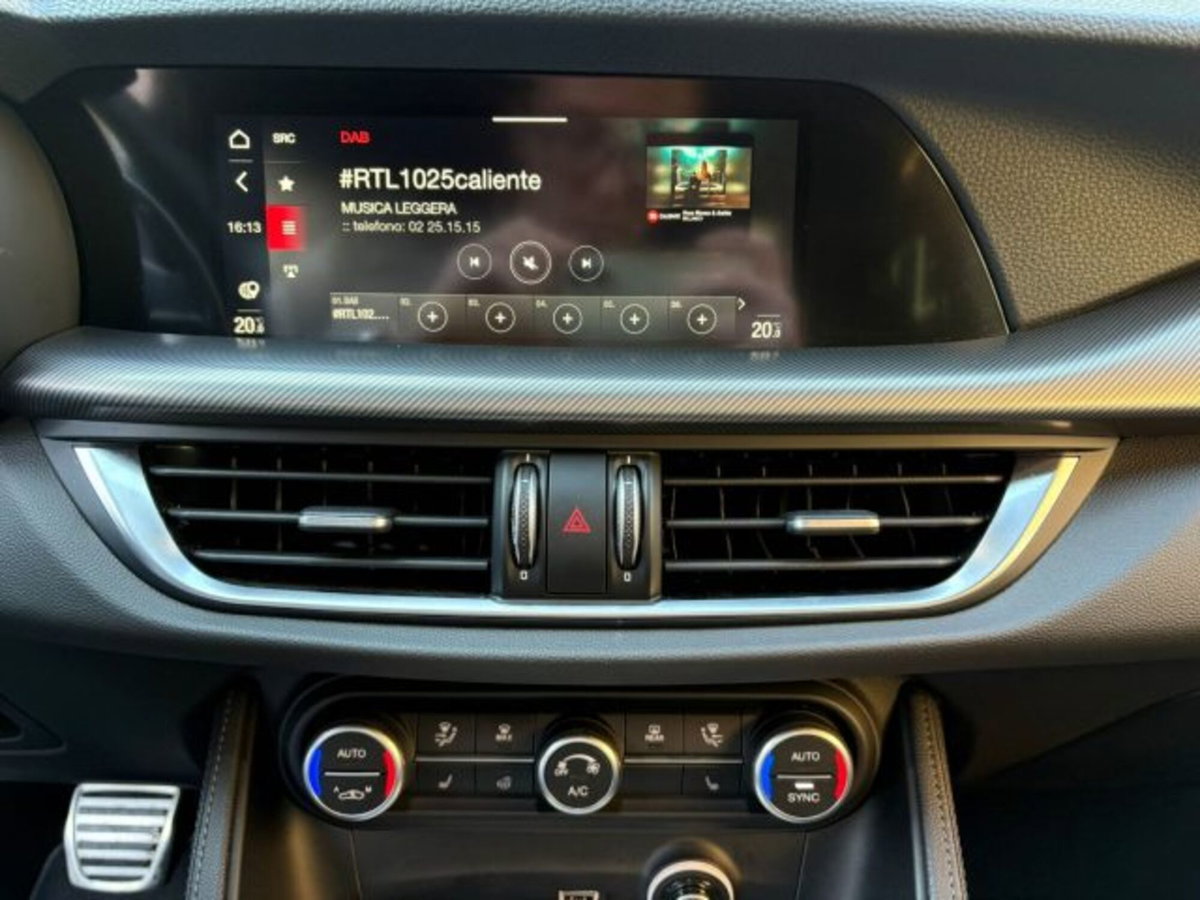 Alfa Romeo Stelvio Stelvio 2.2 Turbodiesel 210 CV AT8 Q4 Veloce (12)
