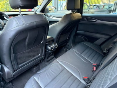 Alfa Romeo Stelvio Stelvio 2.2 Turbodiesel 210 CV AT8 Q4 Veloce (15)