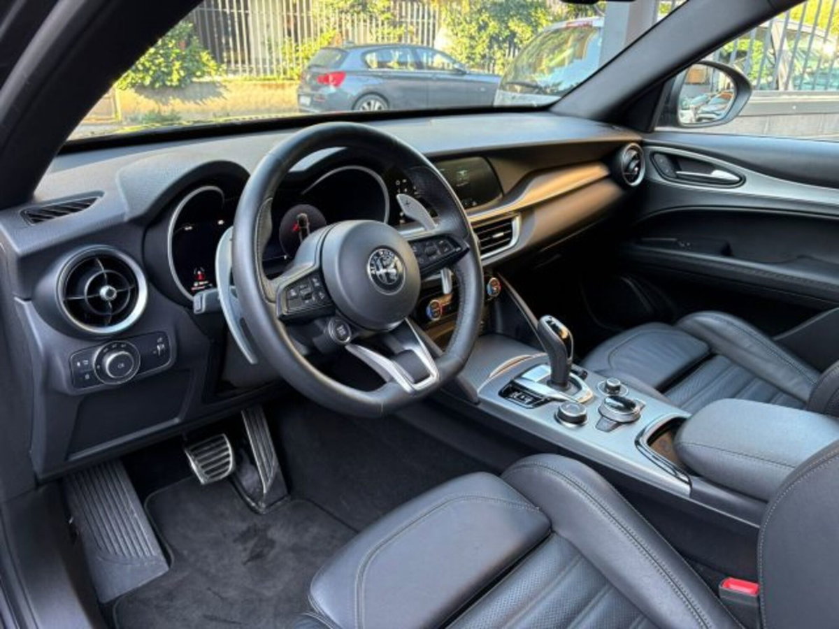 Alfa Romeo Stelvio Stelvio 2.2 Turbodiesel 210 CV AT8 Q4 Veloce (6)