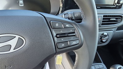 Hyundai i10 1.0 mpi Connectline 63cv (16)