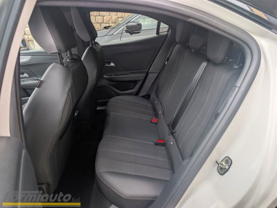 Opel Mokka 1.2 hybrid GS 145cv dct6 (19)