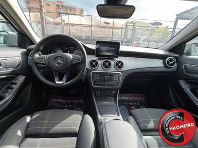 Mercedes-Benz GLA SUV 180 d Automatic Premium (15)