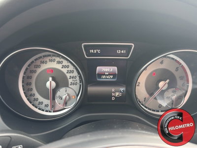 Mercedes-Benz GLA SUV 180 d Automatic Premium (17)