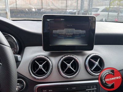 Mercedes-Benz GLA SUV 180 d Automatic Premium (18)